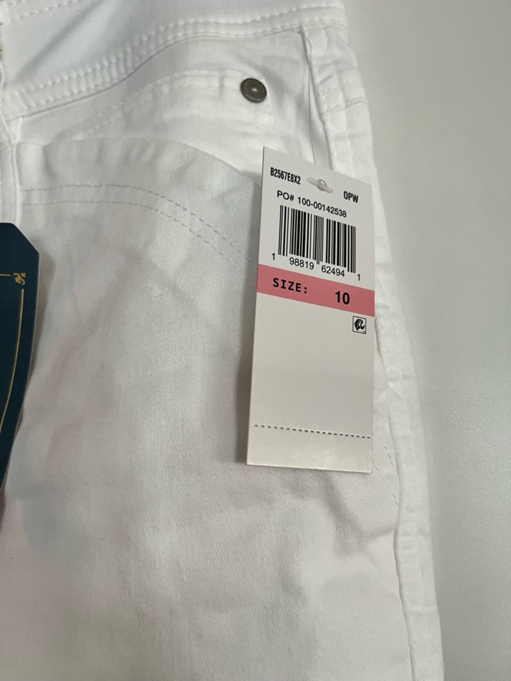 Democracy “Ab” solutions High Rise White ankle length jeans - Picture 7 of 9